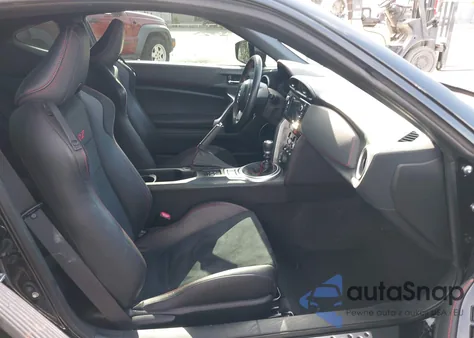 2020 Subaru Brz Limited из США, поврежденный, VIN JF1ZCAC15L9701034